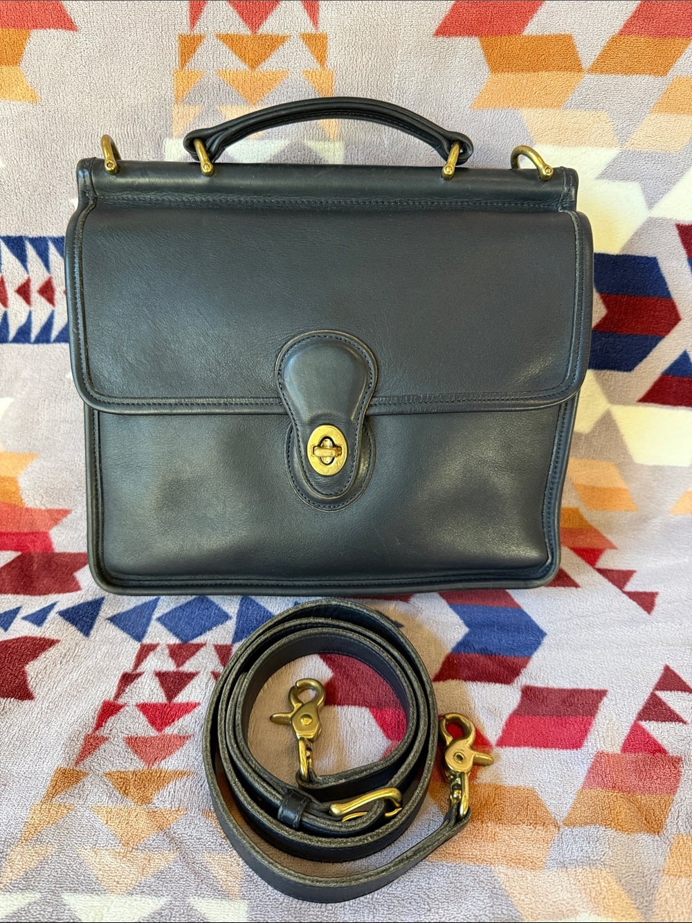 Vintage Coach dark navy Willis